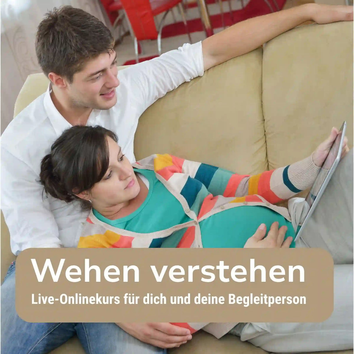 Paar auf dem Sofa mit Ipad
